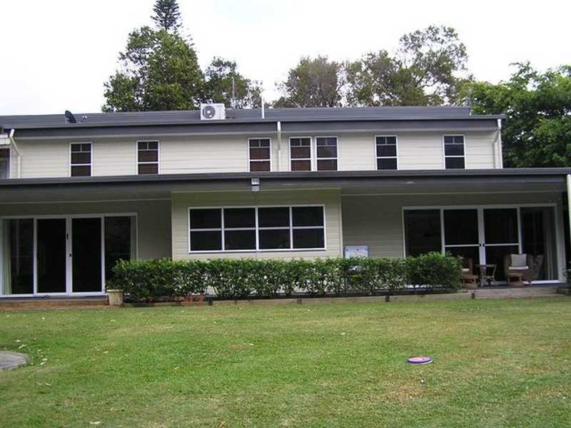 30 Westminster Boulevard, Elanora QLD 4221