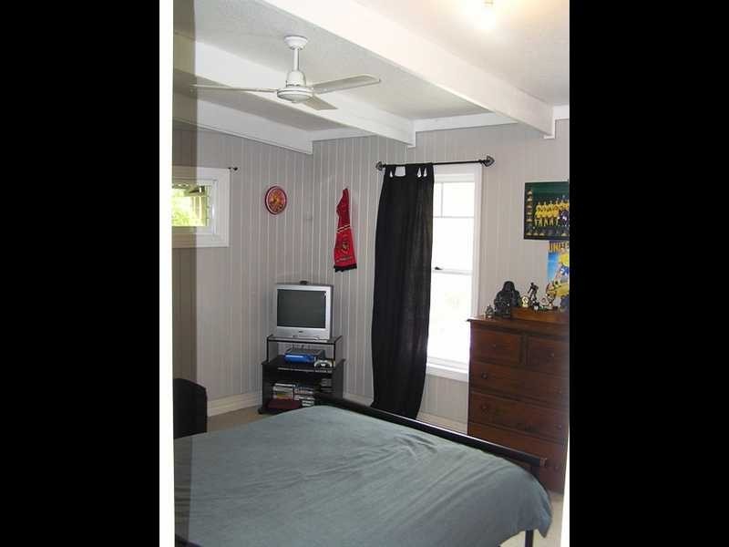 30 Westminster Boulevard, Elanora QLD 4221