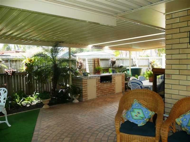 3 Quail Court, Burleigh Waters QLD 4220