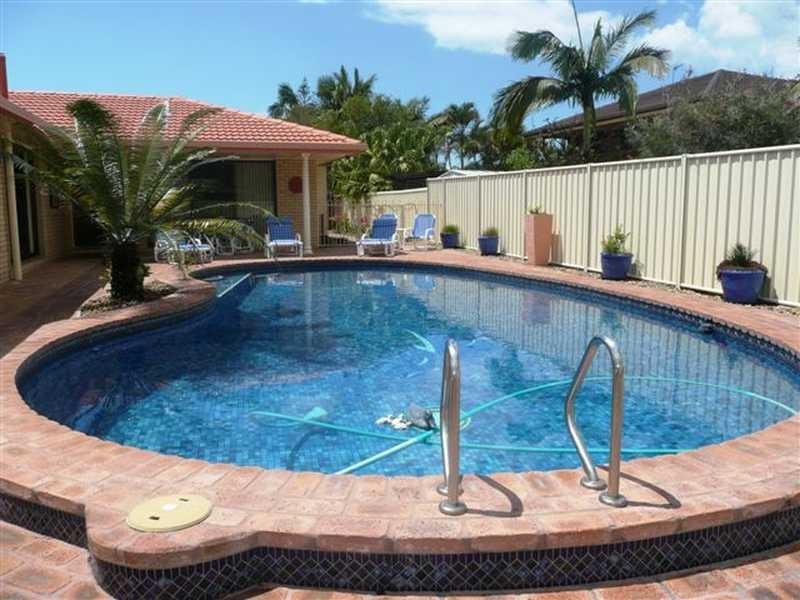 3 Quail Court, Burleigh Waters QLD 4220
