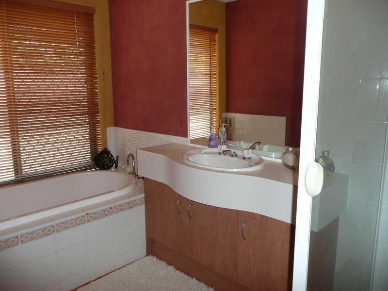 9 Ardisia Court, Burleigh Heads QLD 4220