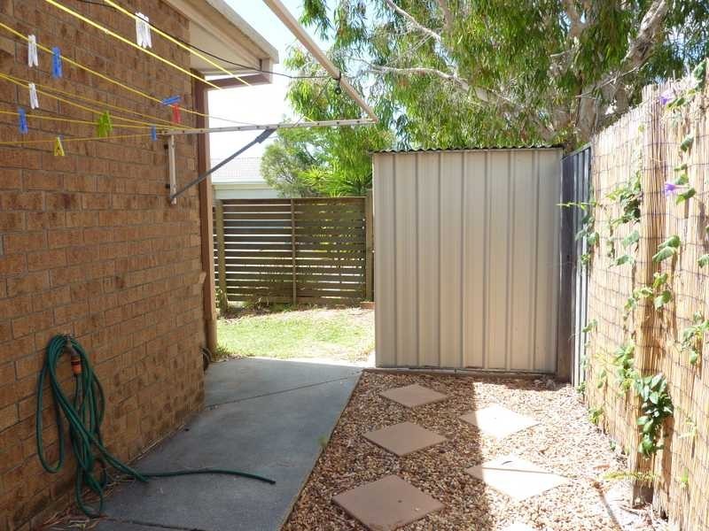 2/37 Galeen Drive, Burleigh Waters QLD 4220