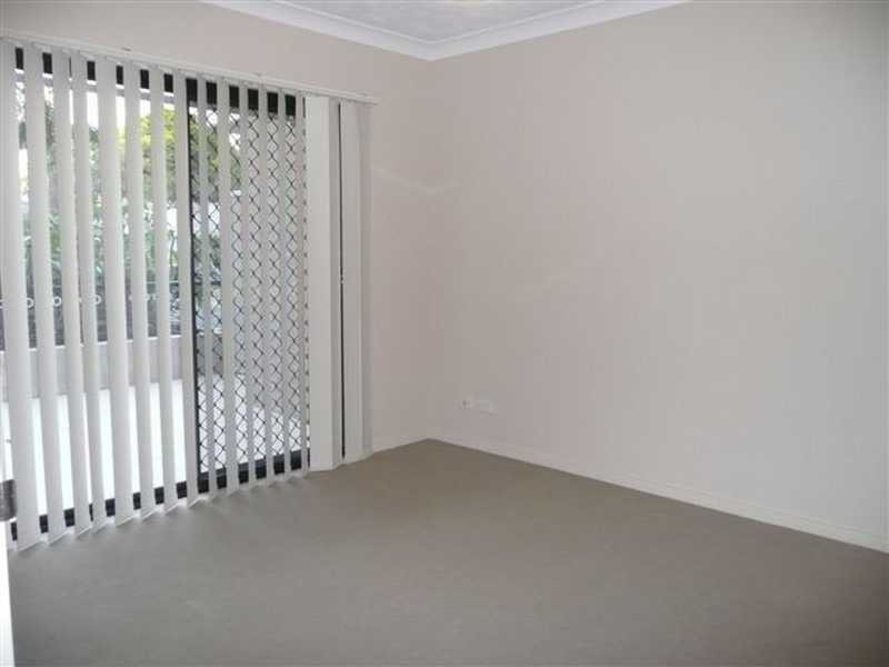 5/24 Parker Street, Labrador QLD 4215