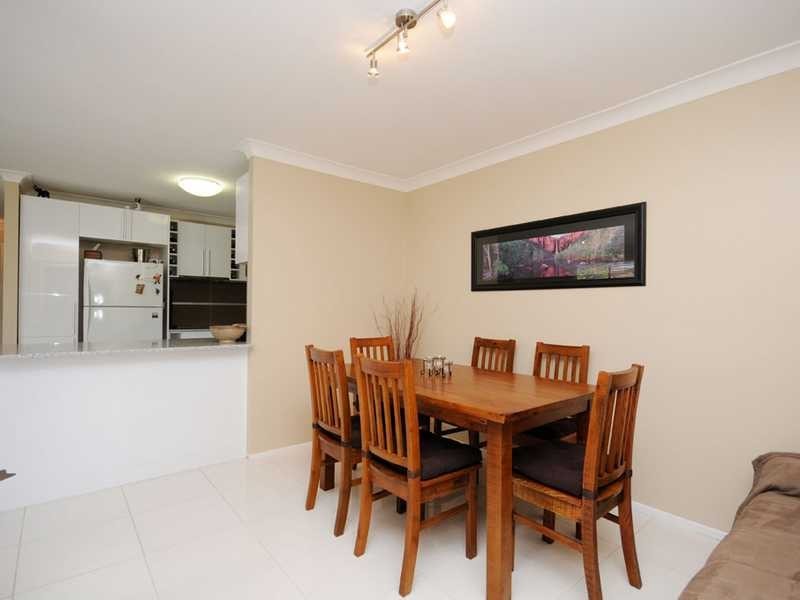 1/4 Wagtail Court, Burleigh Waters QLD 4220