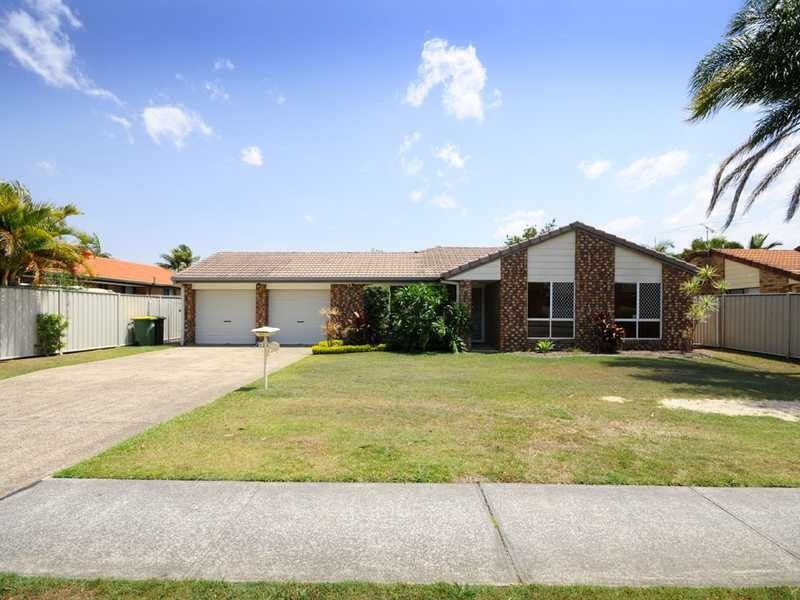 104 Mattocks Road, Varsity Lakes QLD 4227