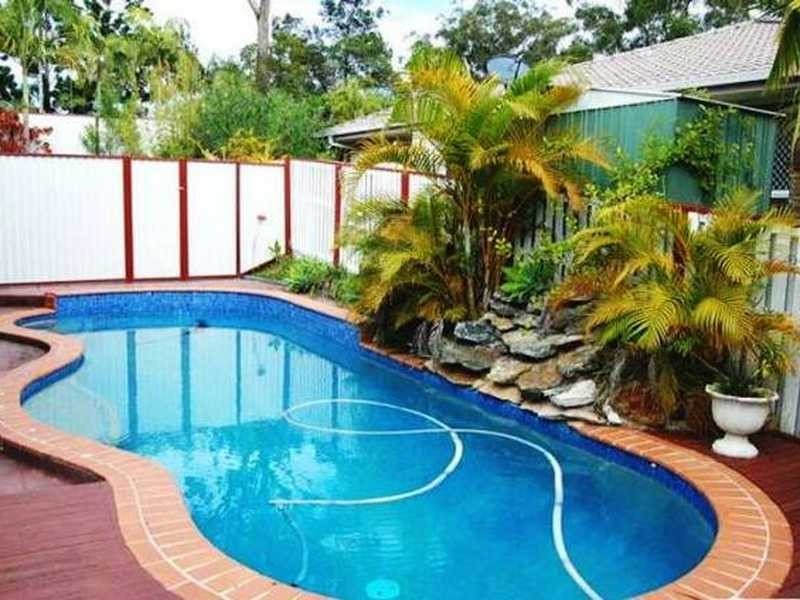 25 Gainsborough Drive, Varsity Lakes QLD 4227