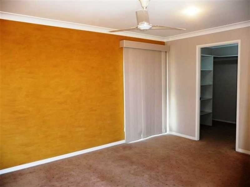 25 Gainsborough Drive, Varsity Lakes QLD 4227