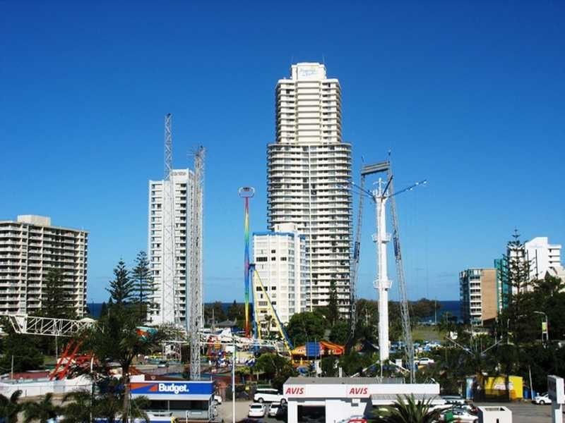 163/21 Cypress Avenue, Surfers Paradise QLD 4217