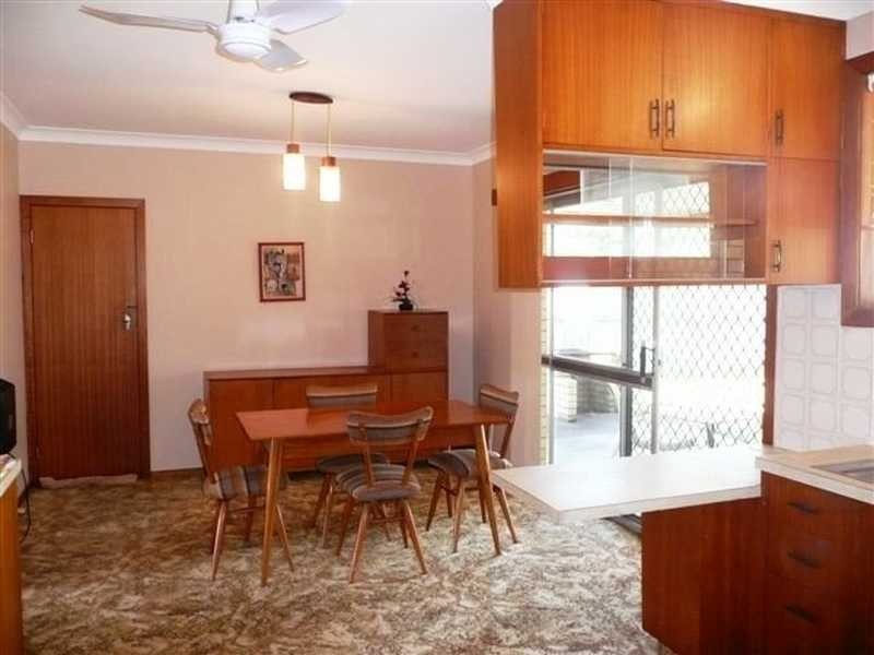 4 Eagle Avenue, Burleigh Waters QLD 4220