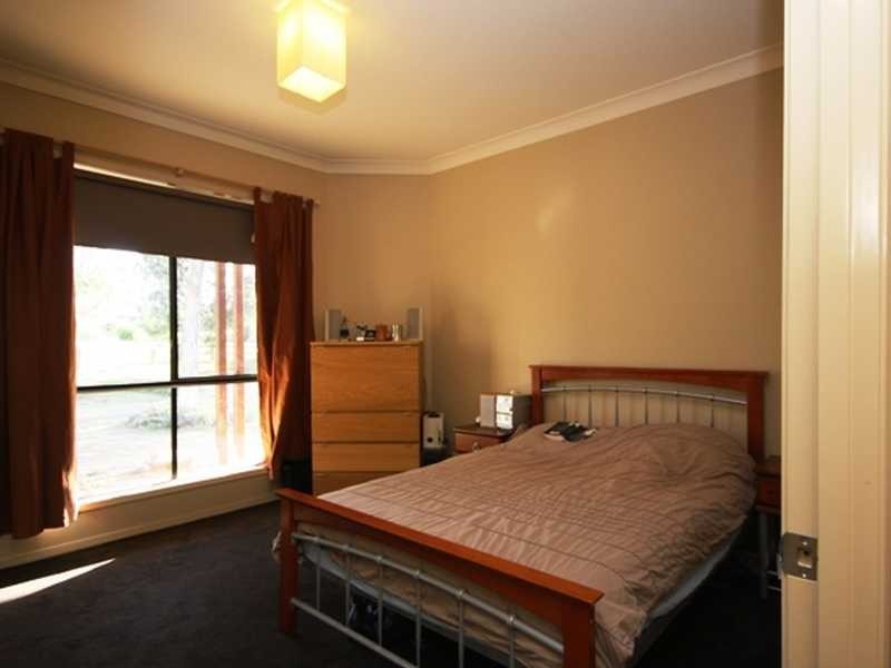 66 Camphor Drive, Canungra QLD 4275