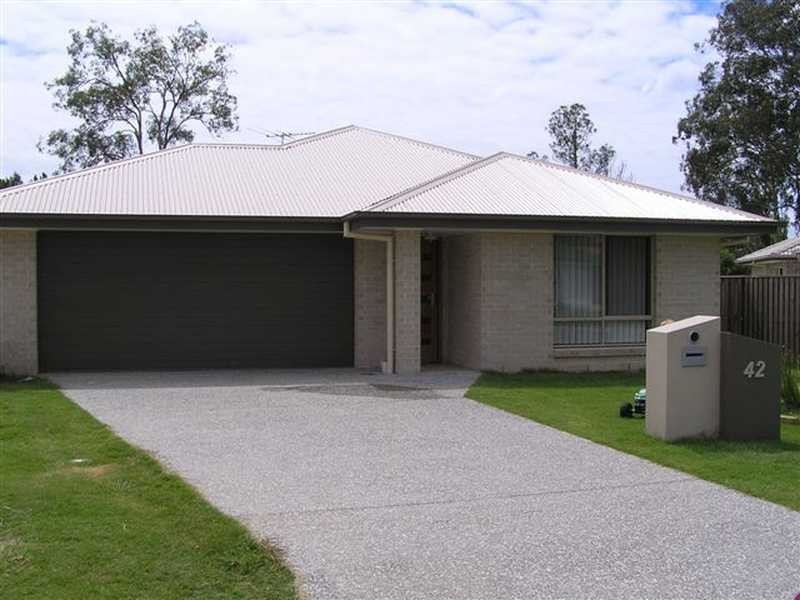42 Runway Drive, Upper Coomera QLD 4209