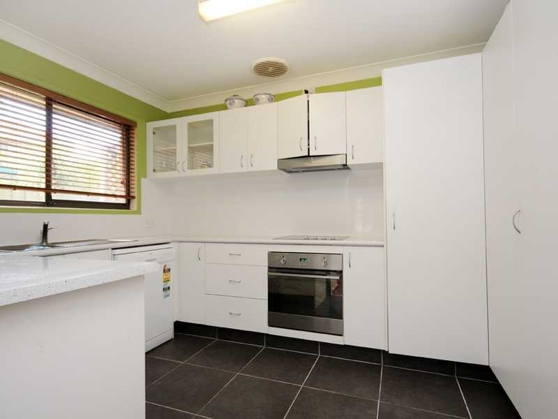 2/6 Barbet Place, Burleigh Waters QLD 4220