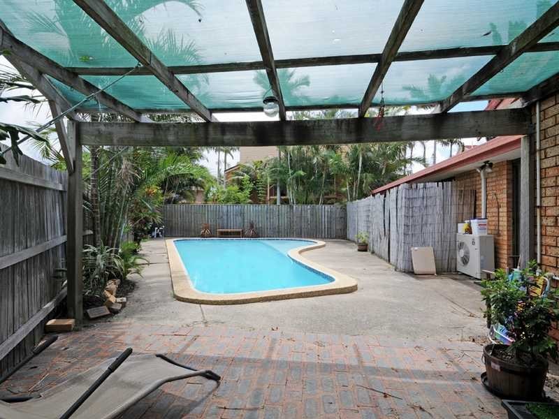 2/6 Barbet Place, Burleigh Waters QLD 4220