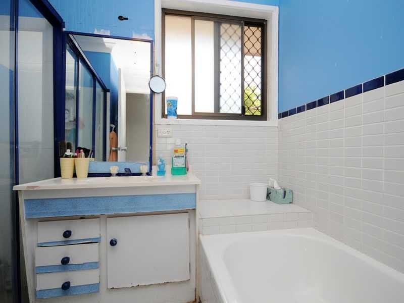 2/6 Barbet Place, Burleigh Waters QLD 4220