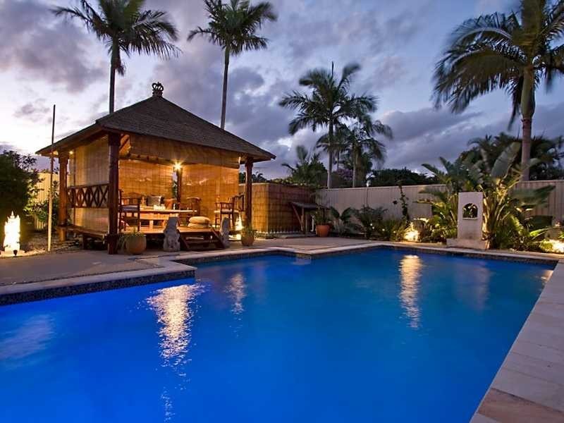 26 Aruma Avenue, Burleigh Waters QLD 4220