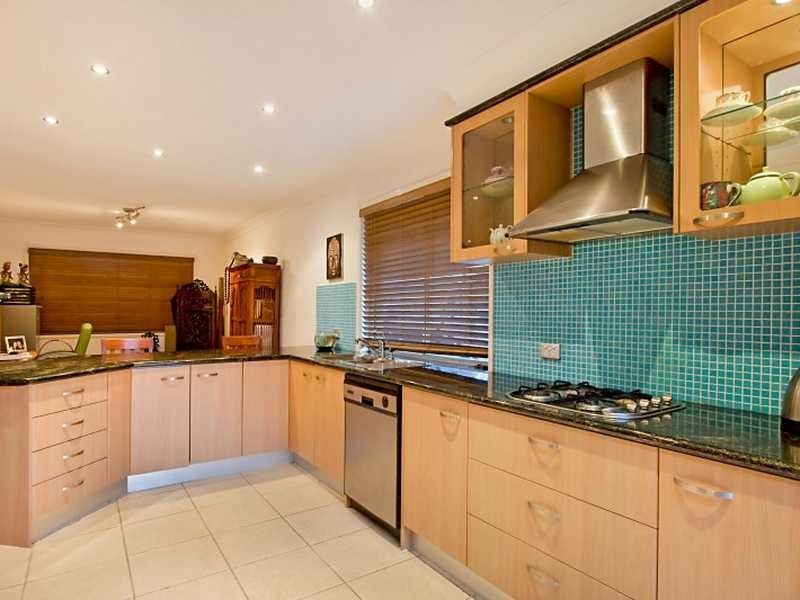 26 Aruma Avenue, Burleigh Waters QLD 4220