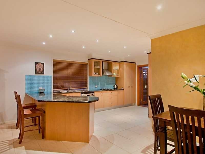 26 Aruma Avenue, Burleigh Waters QLD 4220