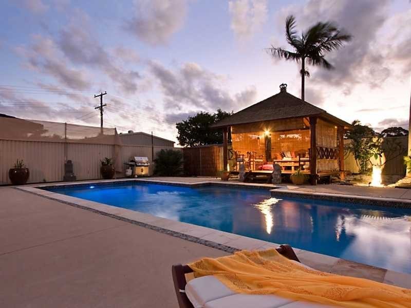 26 Aruma Avenue, Burleigh Waters QLD 4220