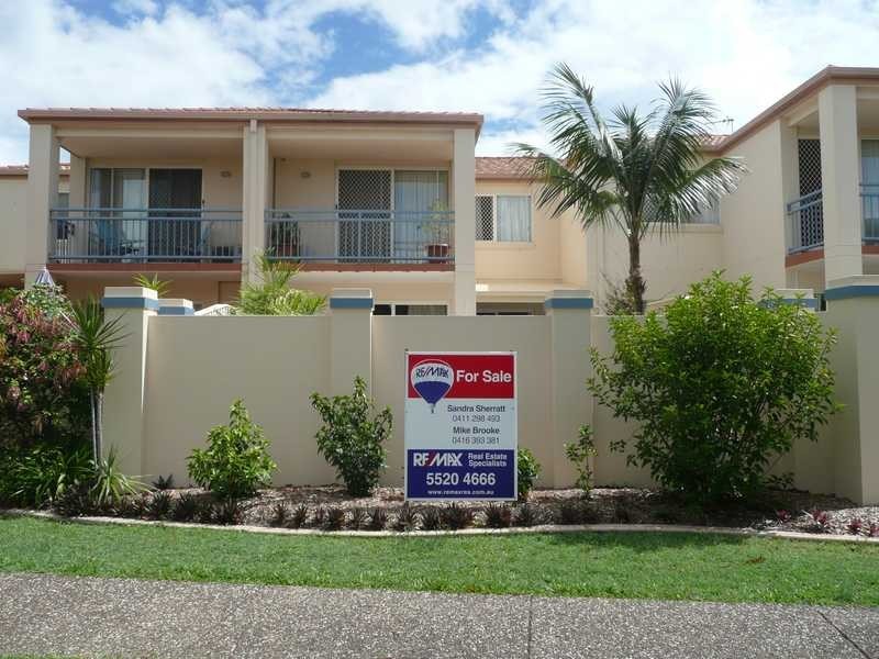 15/11 Beachcomber Court, Burleigh Waters QLD 4220