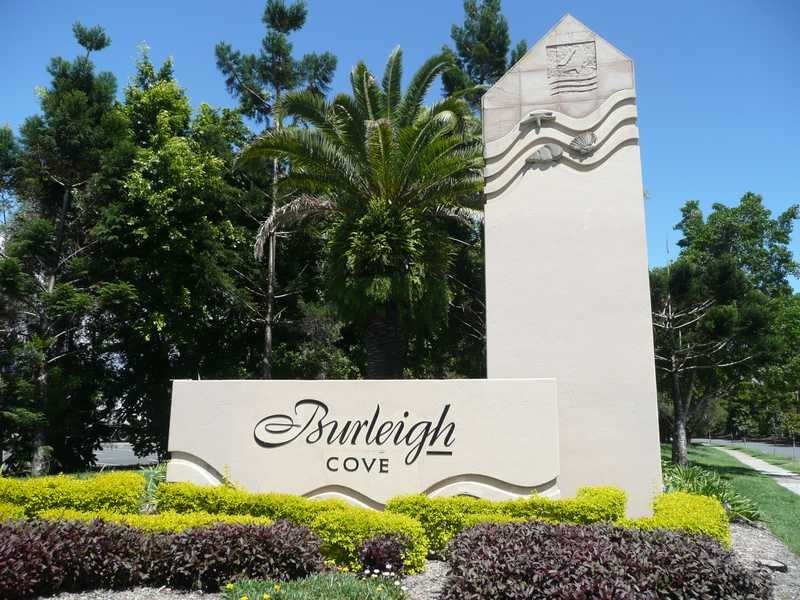 15/11 Beachcomber Court, Burleigh Waters QLD 4220