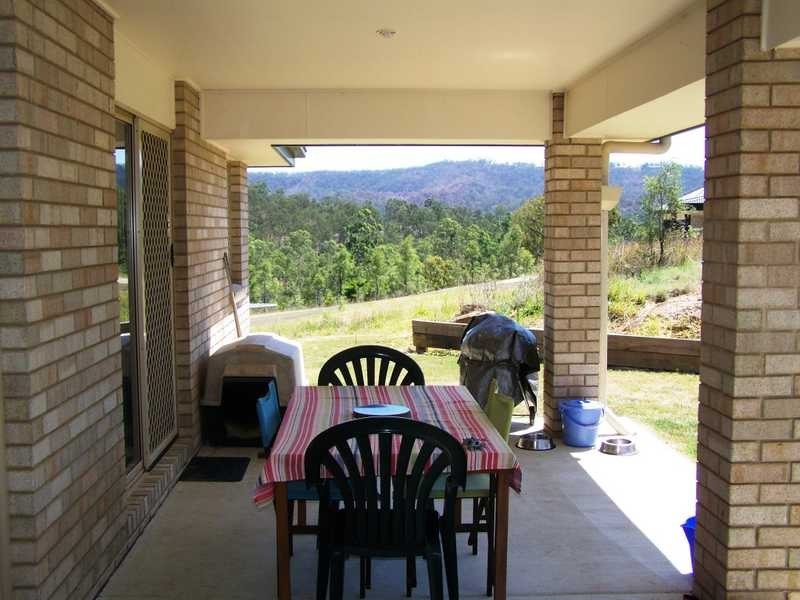 34 Hinchcliffe Drive, Kooralbyn QLD 4285