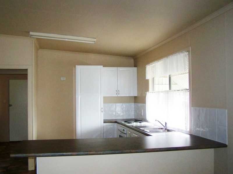 85 Collins Street, Rathdowney QLD 4287