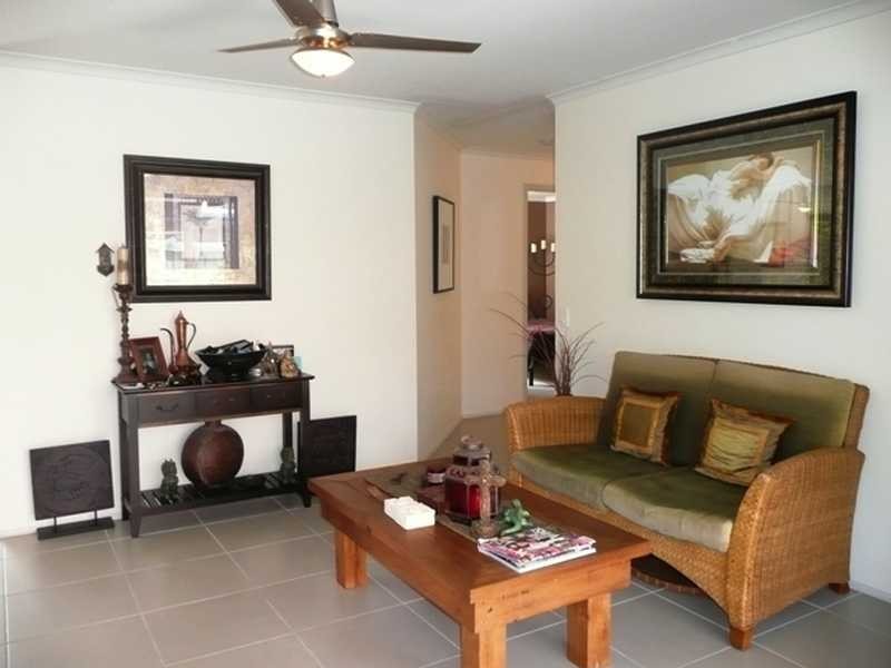 54 Cumberland Drive, Varsity Lakes QLD 4227