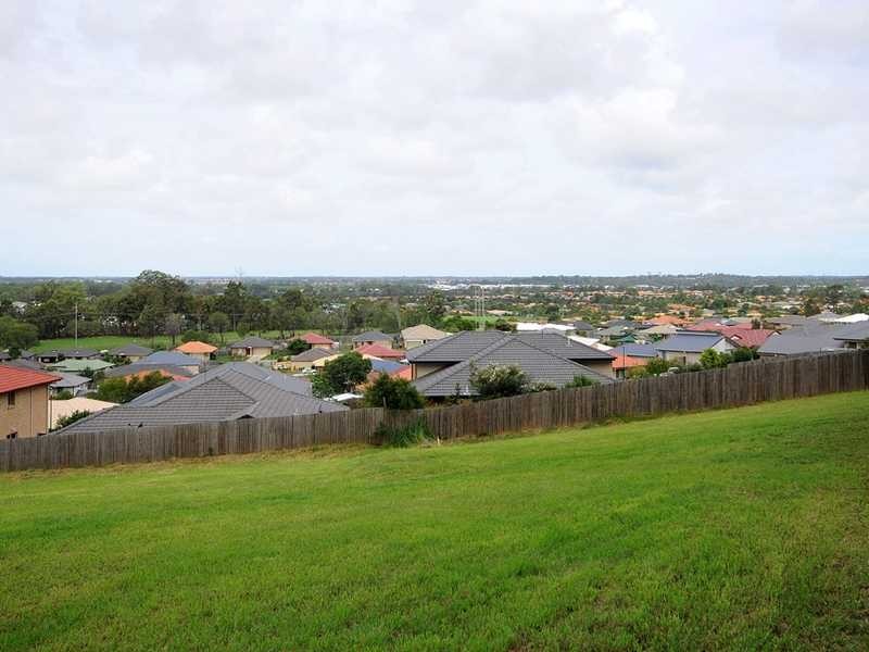 28 Currawong Crescent, Upper Coomera QLD 4209