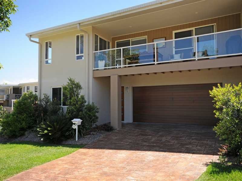 2A Castello Circuit, Varsity Lakes QLD 4227
