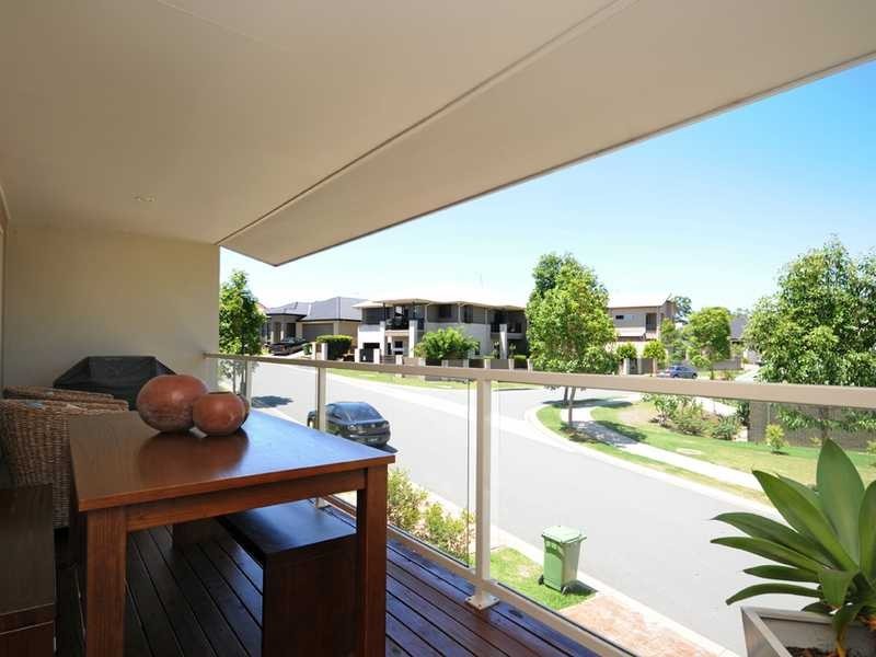 2A Castello Circuit, Varsity Lakes QLD 4227