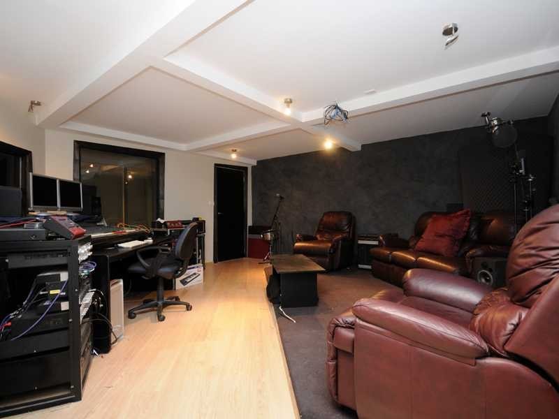 15 Mattocks Road, Burleigh Waters QLD 4220