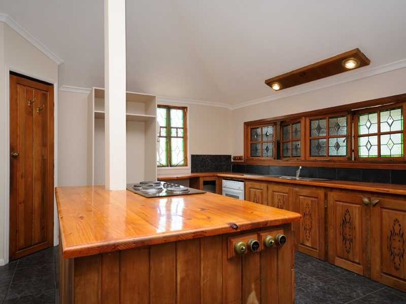 15 Mattocks Road, Burleigh Waters QLD 4220