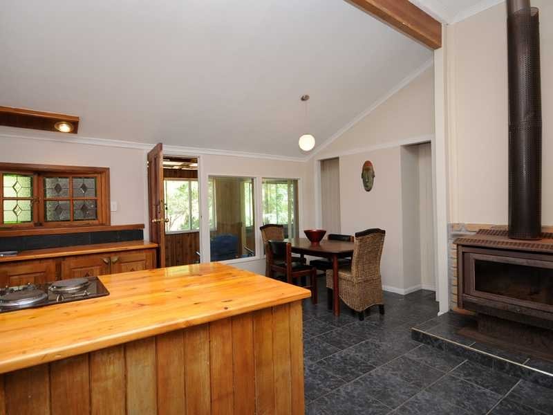 15 Mattocks Road, Burleigh Waters QLD 4220