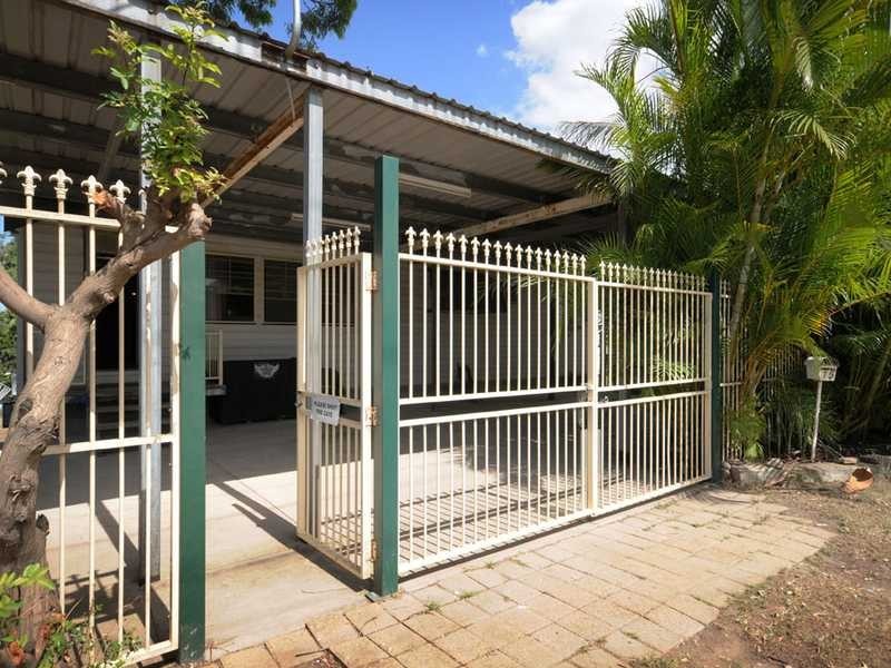 15 Mattocks Road, Burleigh Waters QLD 4220