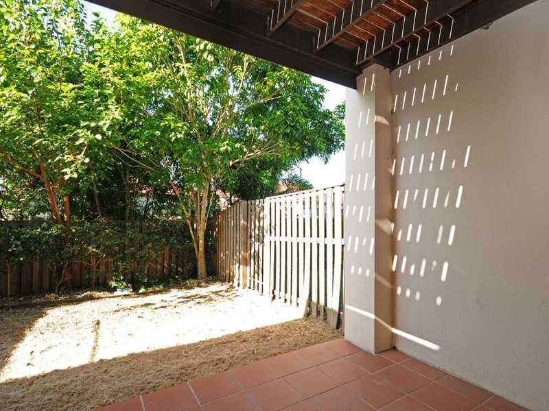 218/64 Gilston Road, Nerang QLD 4211