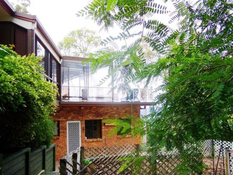 64 Brooks Drive, Kooralbyn QLD 4285