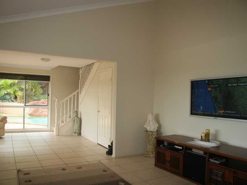 28 Kincaid Drive, Highland Park QLD 4211