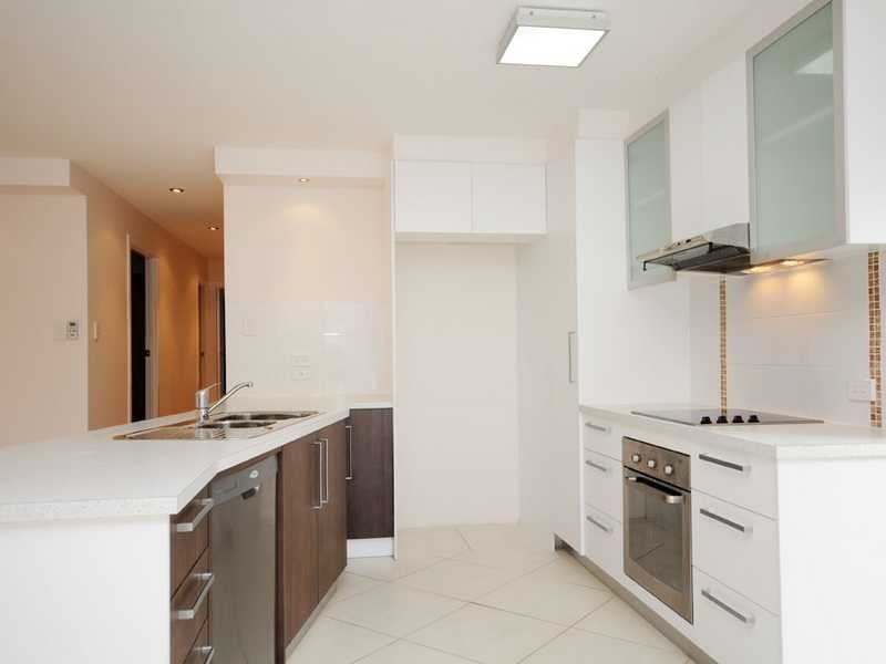 1/4 Dampier Court, Molendinar QLD 4214