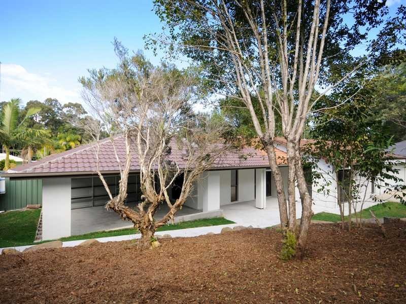 1/4 Dampier Court, Molendinar QLD 4214