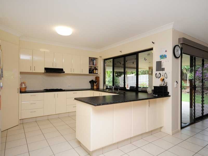 6 Glasshouse Drive, Varsity Lakes QLD 4227