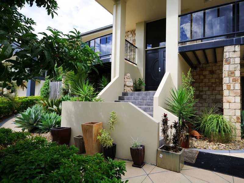 6 Glasshouse Drive, Varsity Lakes QLD 4227