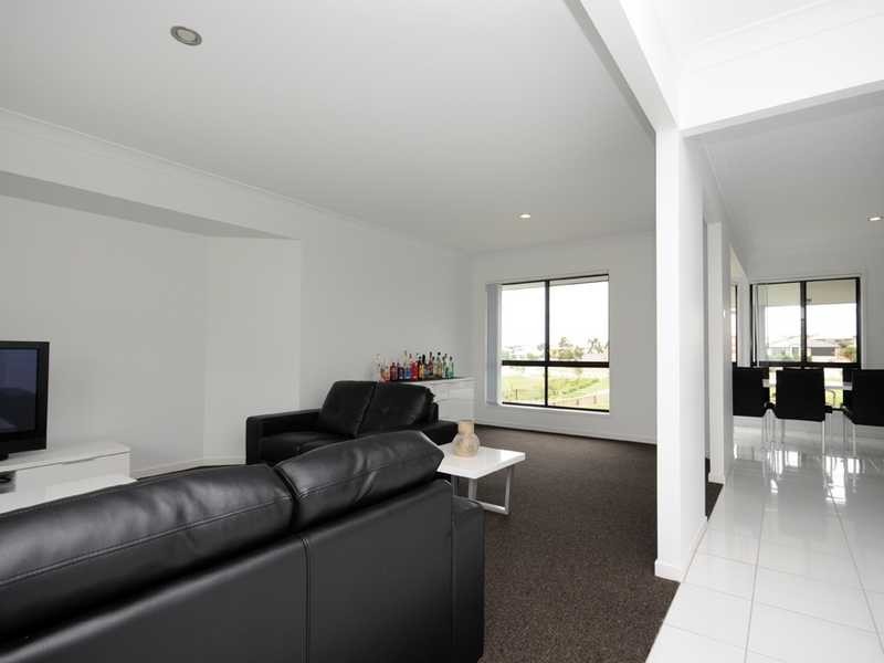 14 Everstar Street, Reedy Creek QLD 4227