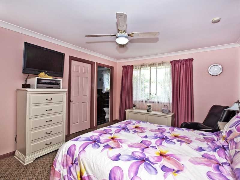 14 Frankenia Court, Regents Park QLD 4118