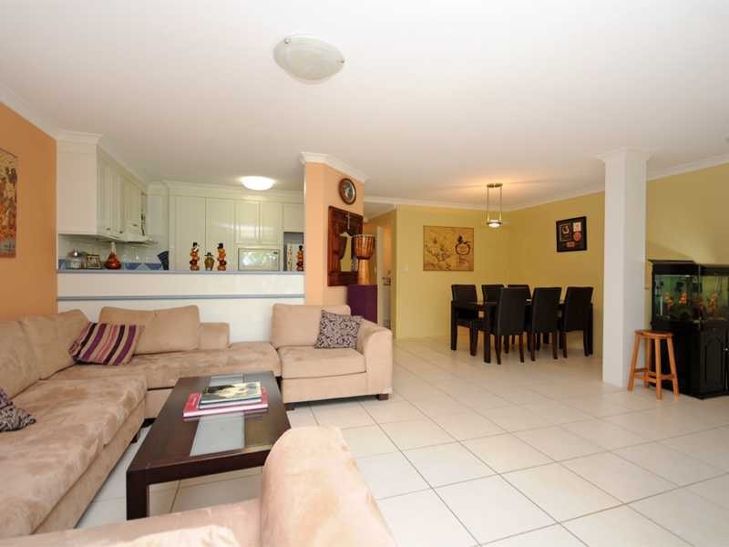 27/28 Chairlift Avenue, Nobby Beach QLD 4218