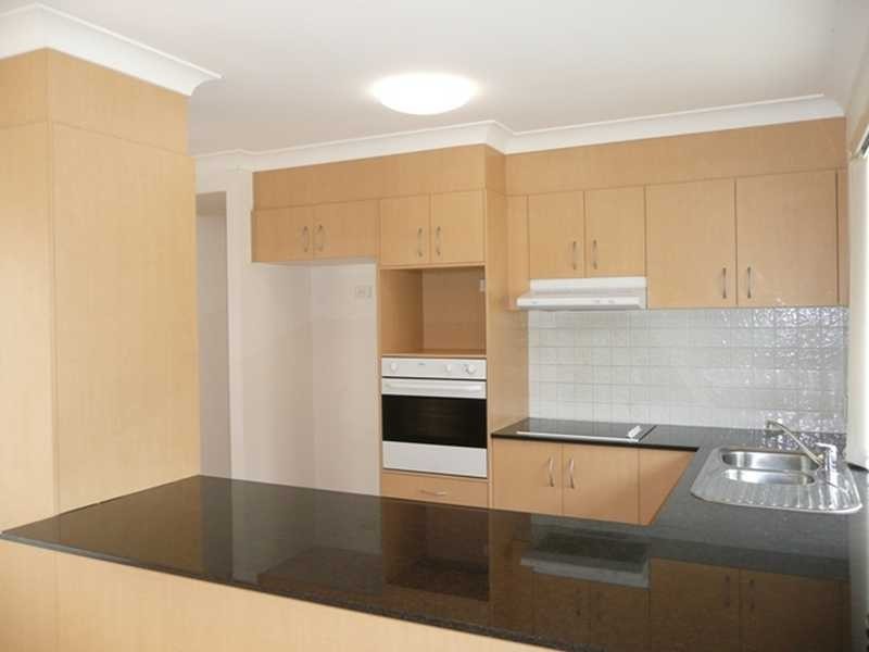 21a/64 Gilston Road, Nerang QLD 4211