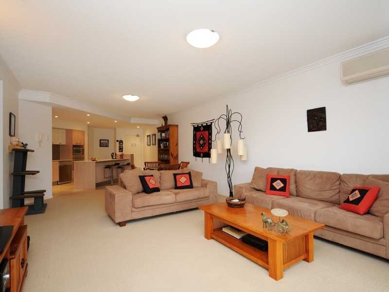 18/253 Varsity Parade, Varsity Lakes QLD 4227