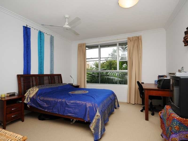 18/253 Varsity Parade, Varsity Lakes QLD 4227