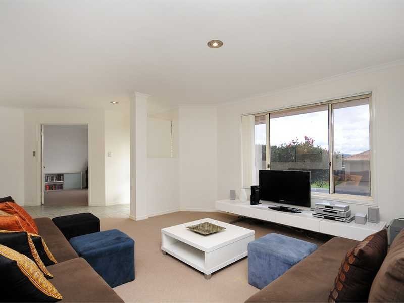 16 Matthew Close, Burleigh Heads QLD 4220