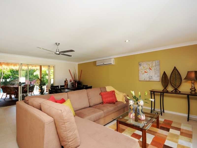 107 Burleigh Street, Burleigh Waters QLD 4220