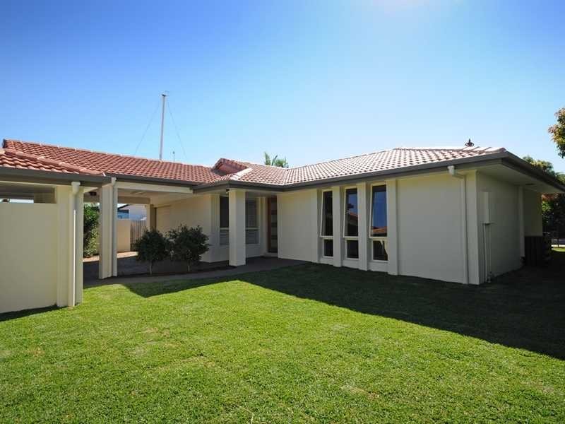 107 Burleigh Street, Burleigh Waters QLD 4220